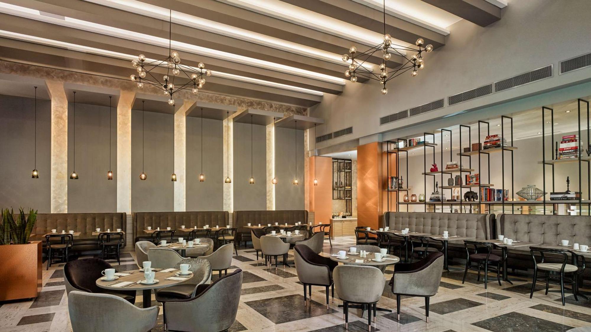 Hotel Park Plaza 4*