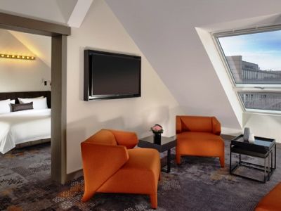 Hotel Park Plaza 4*